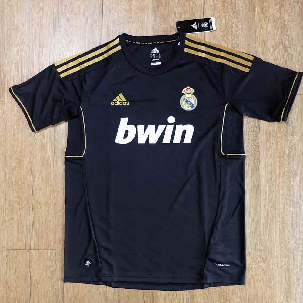 MAILLOT RETRO REAL MADRID EXTERIEUR 2011-2012